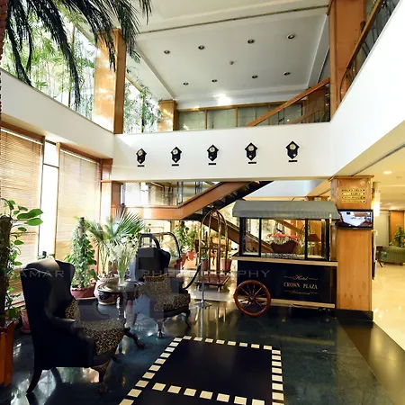 Hotel Crown Plaza Islamabad-2