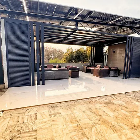 Reina Boutique Hotel - G9-3